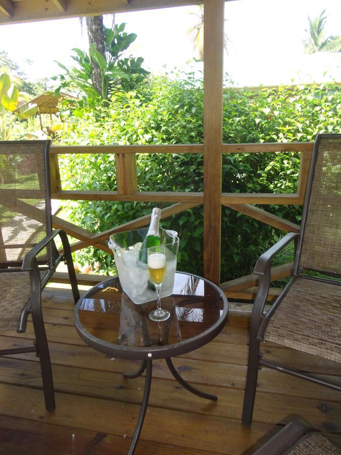 J&H Garden Cabinas Bocas del Toro Buitenkant foto