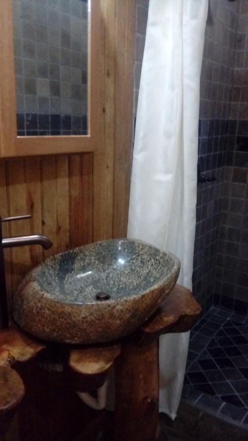 J&H Garden Cabinas Bocas del Toro Buitenkant foto